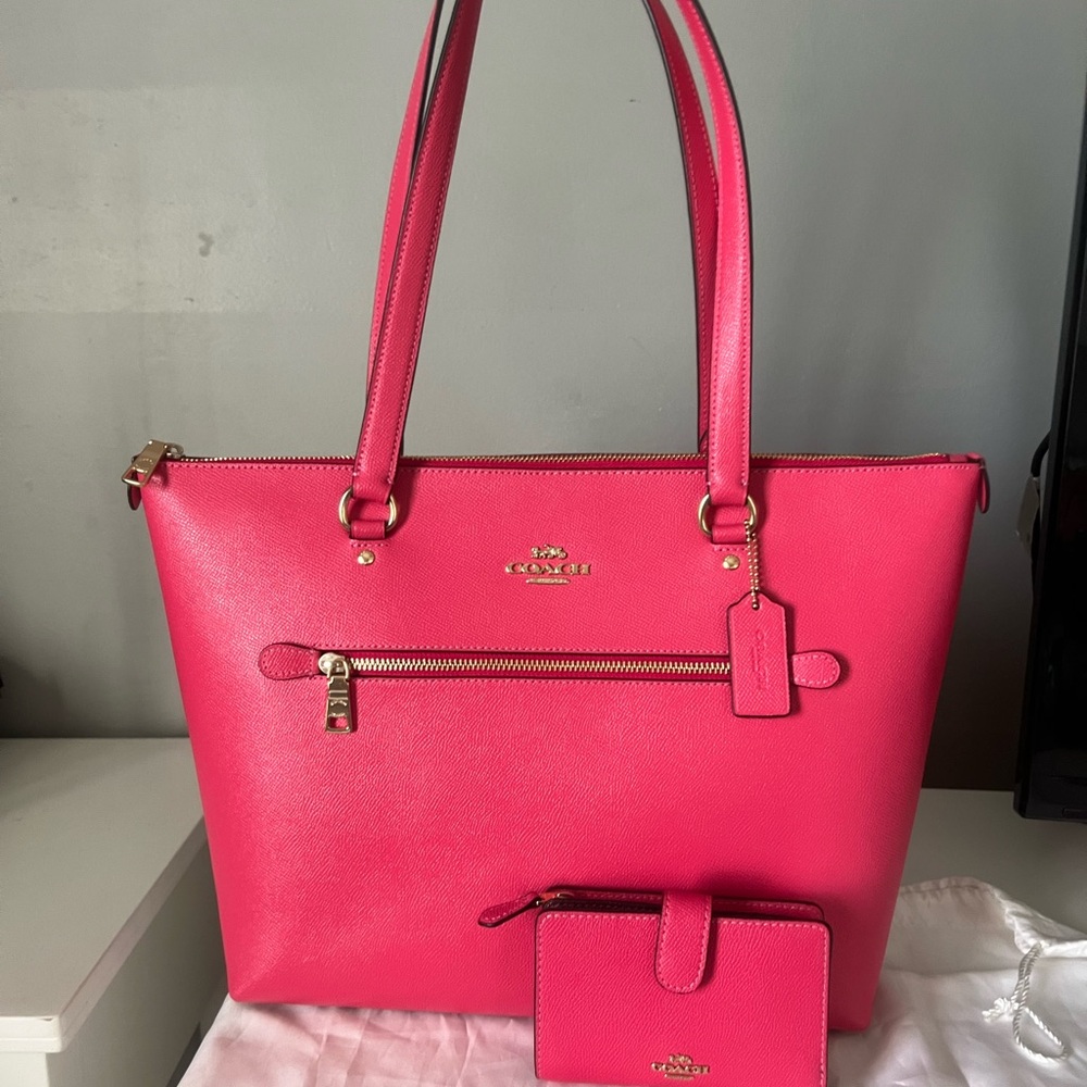 Coach Pink Tote Bag And Matching Wallet